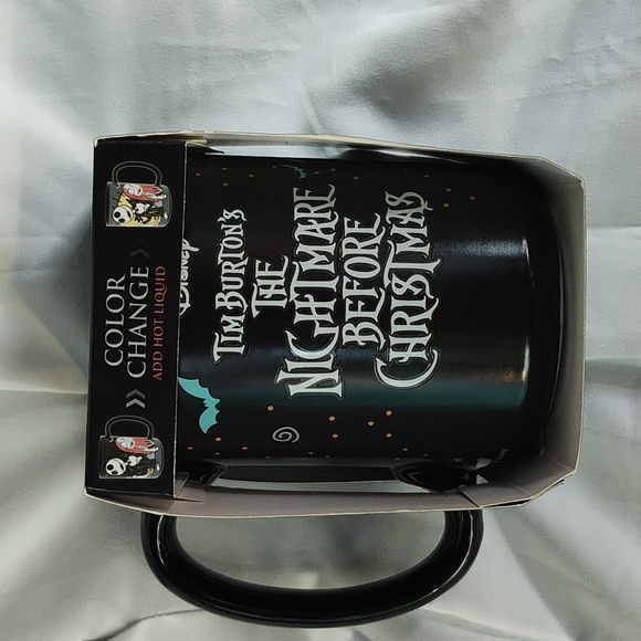 Disney Black and Red Color Change Mug with Characters - Picture 2 of 5